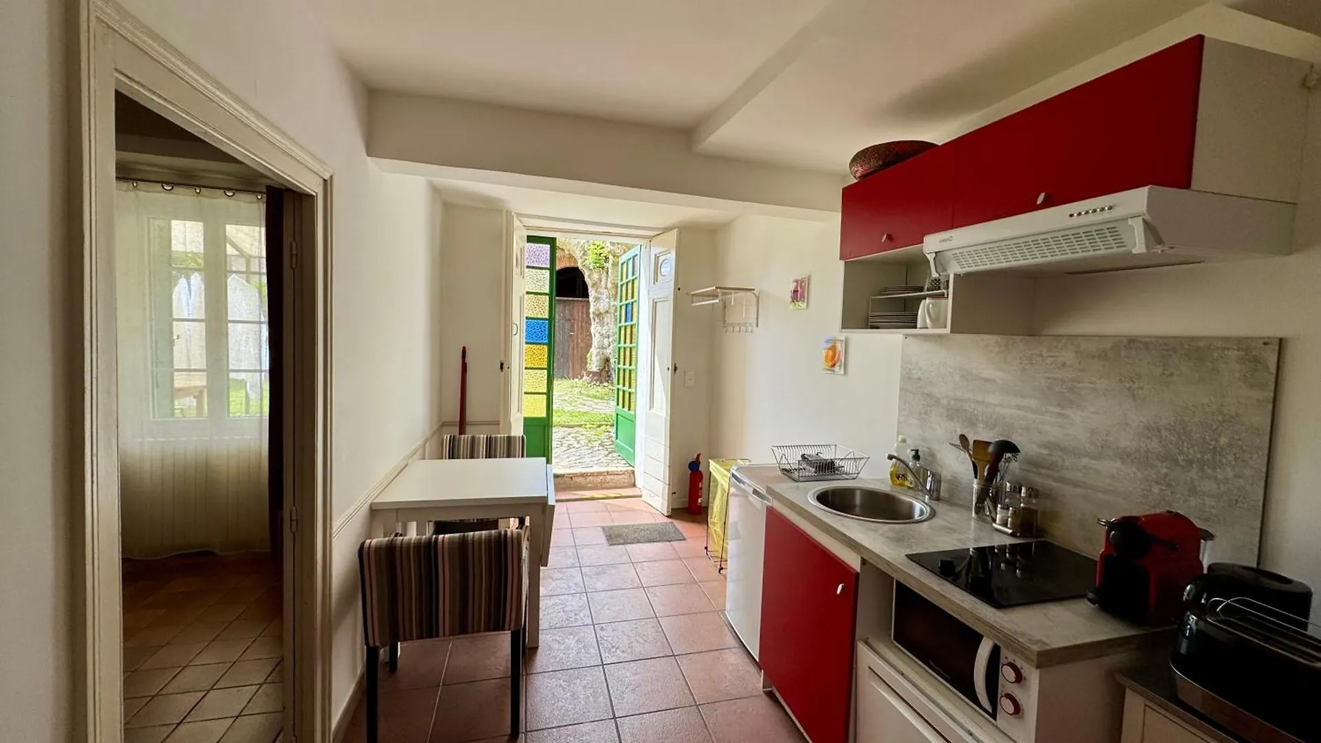 Studio Au Coeur Du Village Avec Terrasse Et Parking Proche De Pamiers Verniolle Francia