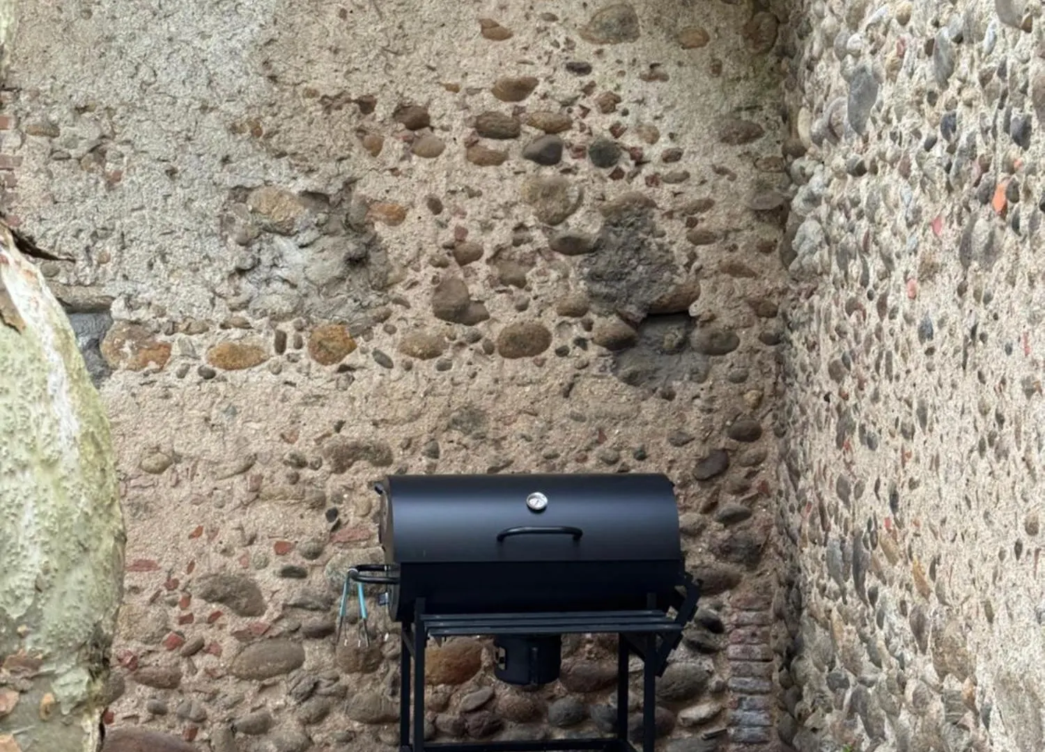 Appartement Studio au Coeur du Village avec terrasse et parking proche de Pamiers Verniolle France